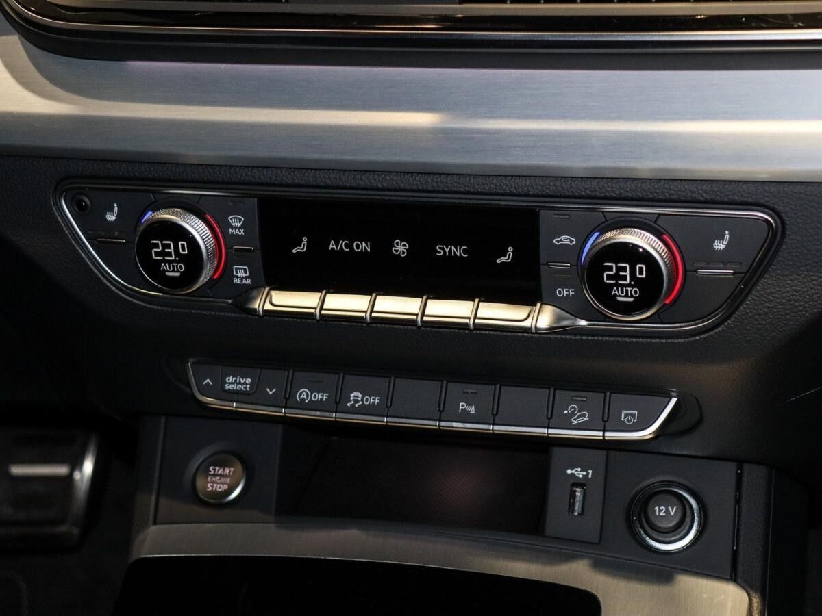 Audi Q5 Sportback 40 TDI quattro S-Line AHK Kamera Navi