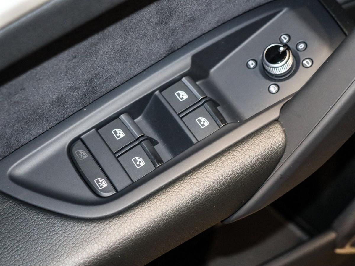 Audi Q5 Sportback 40 TDI quattro S-Line AHK Kamera Navi