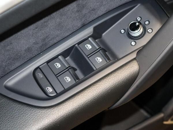 Audi Q5 Sportback 40 TDI quattro S-Line AHK Kamera Navi