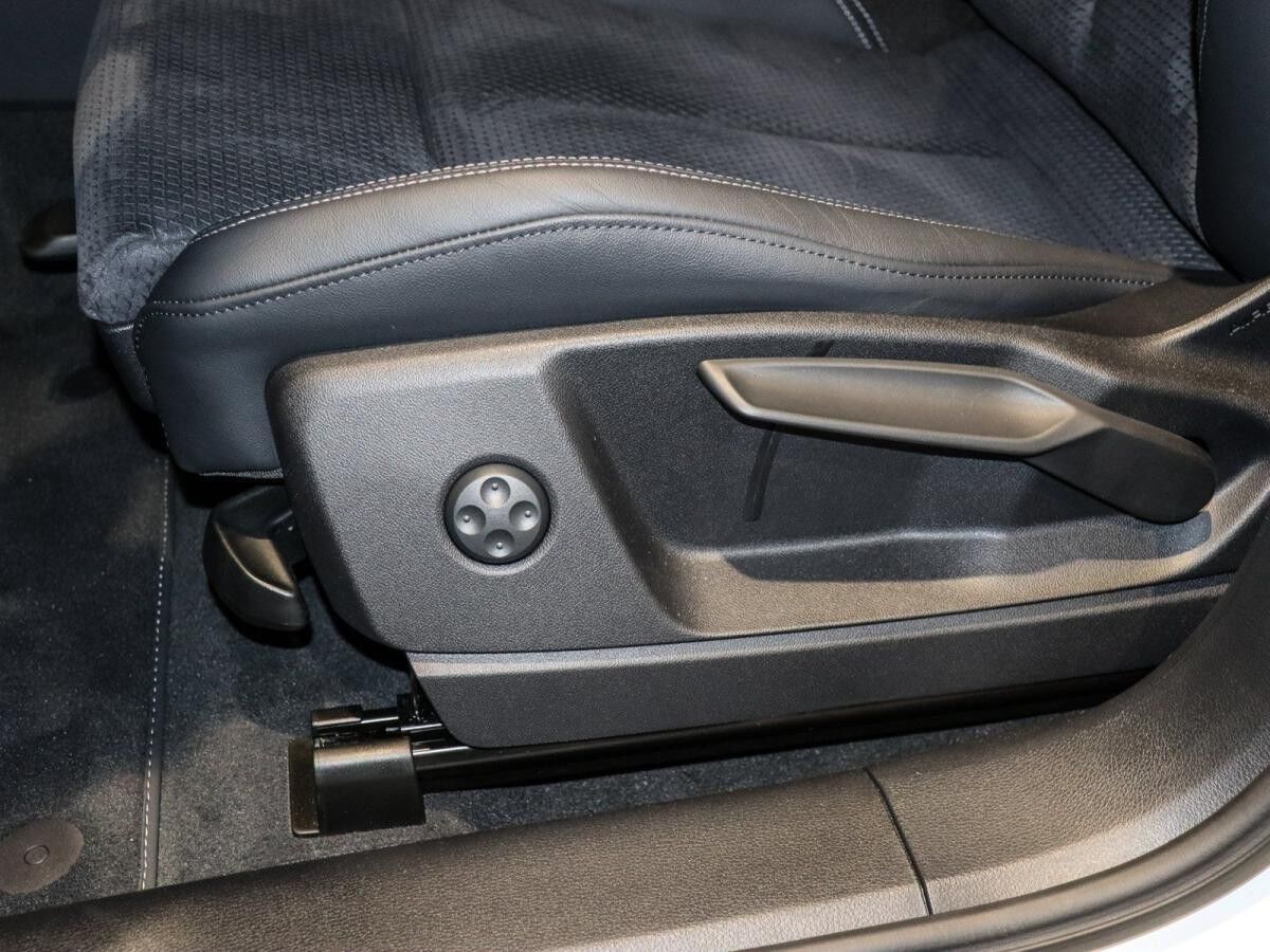 Audi Q5 Sportback 40 TDI quattro S-Line AHK Kamera Navi