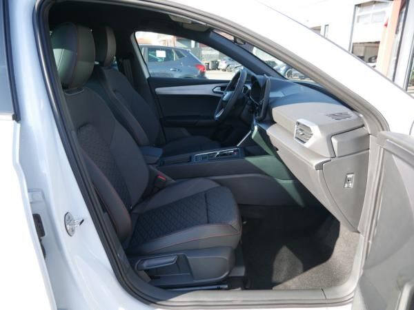 Seat Leon Leon FR 1.5 eTSI PDC SHZ KAMERA NAVI ACC LED *SN615*