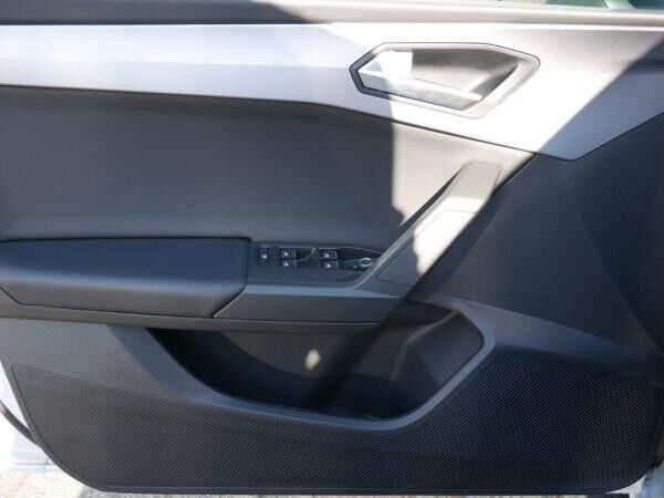 Seat Leon Leon FR 1.5 eTSI PDC SHZ KAMERA NAVI ACC LED *SN615*