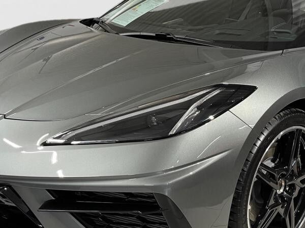 Corvette C8 Stingray Cabriolet 3LT MJ24 COC Z51 Front-Lift