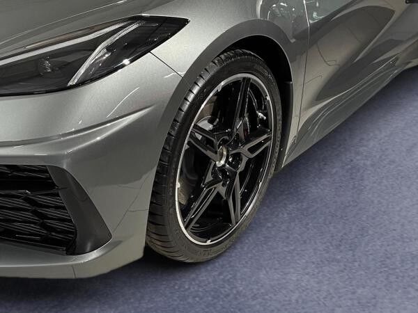 Corvette C8 Stingray Cabriolet 3LT MJ24 COC Z51 Front-Lift