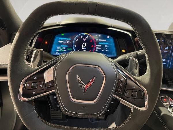 Corvette C8 Stingray Cabriolet 3LT MJ24 COC Z51 Front-Lift