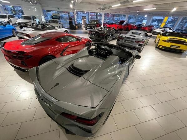 Corvette C8 Stingray Cabriolet 3LT MJ24 COC Z51 Front-Lift