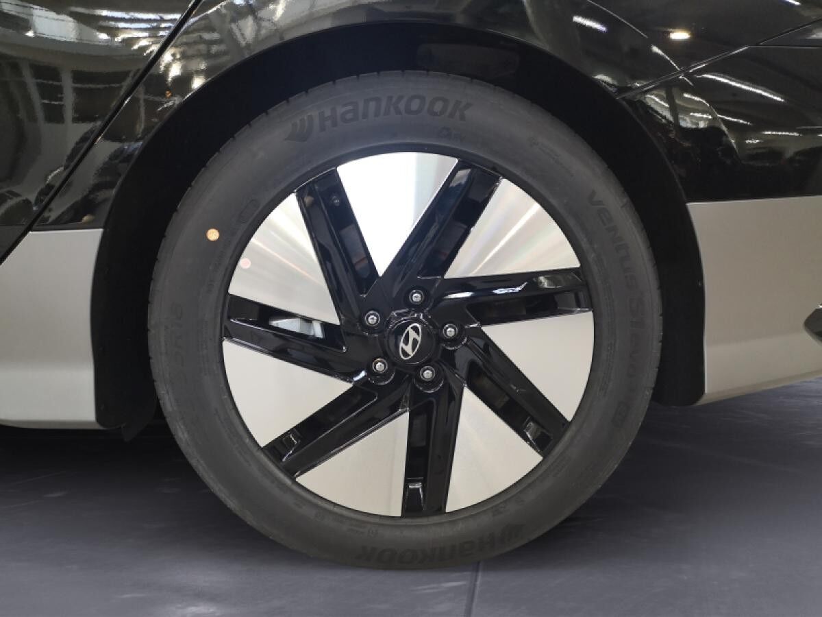 Hyundai SANTA FE Signature // PHEV // 0,5% DIENSTWAGENSTEUER // VERFÜGBAR IM DEZEMBER