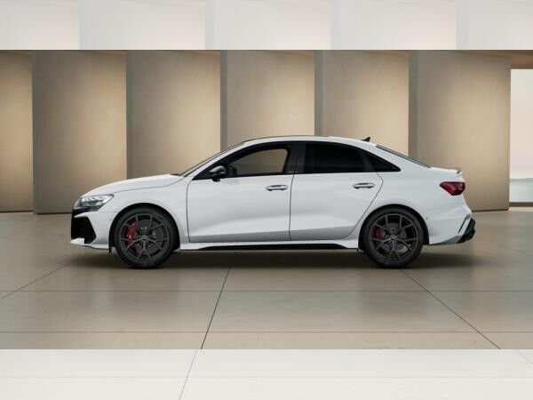 Audi RS3 Limousine
