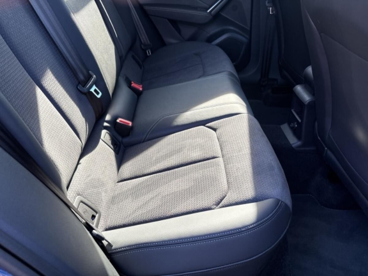 Audi Q2 40 TFSI S-Line qu Matrix Navi virtual PDC SHZ