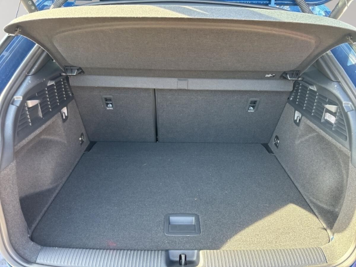 Audi Q2 40 TFSI S-Line qu Matrix Navi virtual PDC SHZ