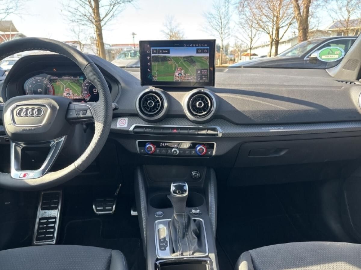 Audi Q2 40 TFSI S-Line qu Matrix Navi virtual PDC SHZ