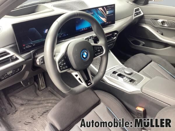 BMW 330 e xDrive Touring M Sport Park-Assistent HUD AHK-klappbar Navi Digitales Cockpit