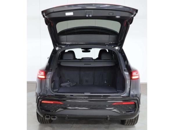 Audi Q5 TDI quattro S line edition one  UPE: 84.450,- €