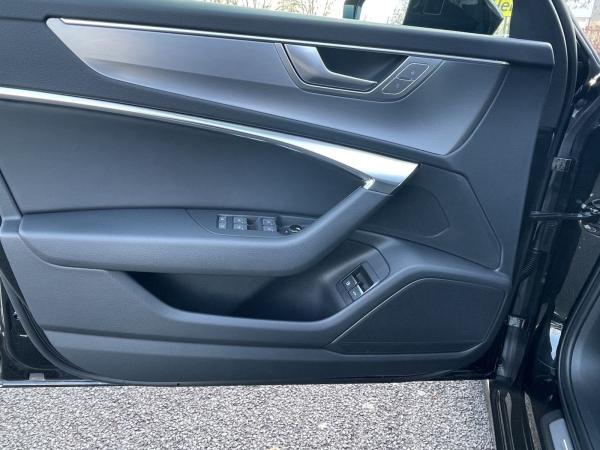Audi A6 Av. 55 TFSI e qu.S line Matrix Pano AHK 360°