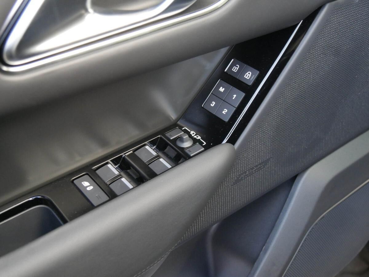 Land Rover Range Rover Velar D300 Dynamic HSE - SOFORT VERFÜGBAR- 5 Jahre Garantie