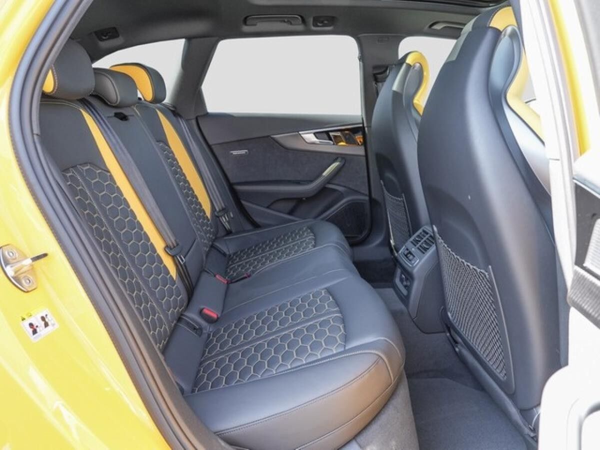 Audi RS4 Avant quattro RS Competition