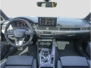 Audi RS4 Avant quattro RS Competition