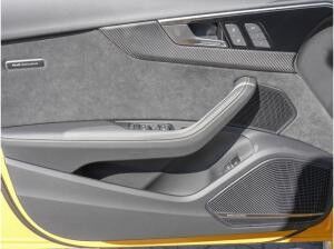 Audi RS4 Avant quattro RS Competition