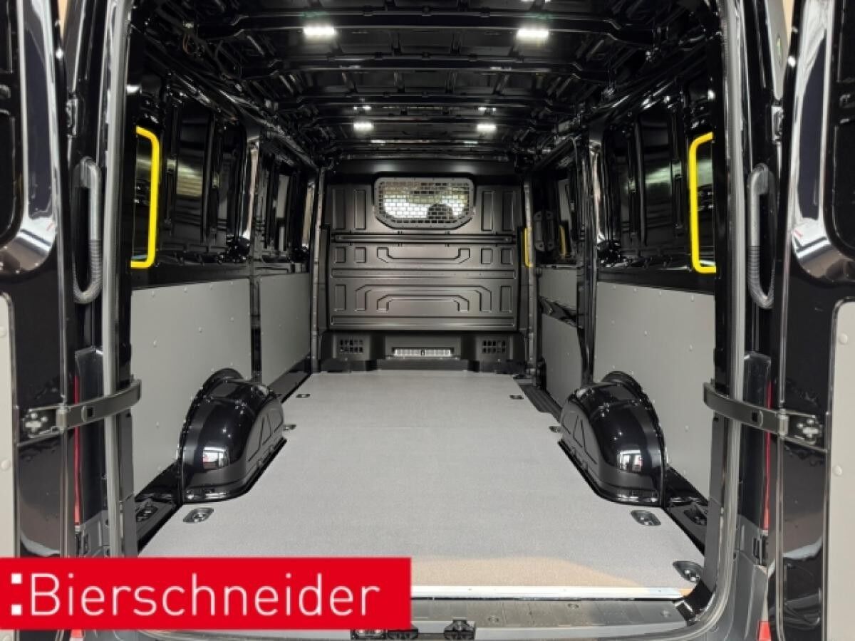 Volkswagen Crafter 35 Kasten 2.0 TDI mittellang AHK 5-J-GAR PARKLENK PDC SHZ KLIMA