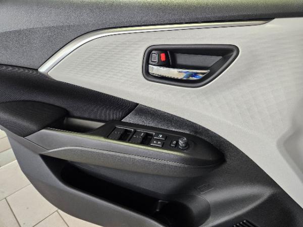 Suzuki Swift HYBRID CVT VFW mit Zubehör Sondermodell