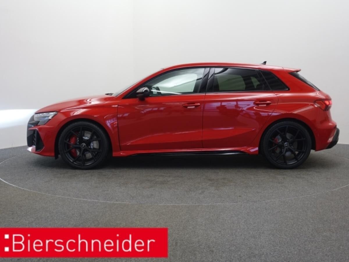 Audi RS3 Sportback GARANTIE EA8 PANO HEADUP B&O 280KMH ASSISTENZ MATRIX LEDER KEYLESS PDC+KAMERA