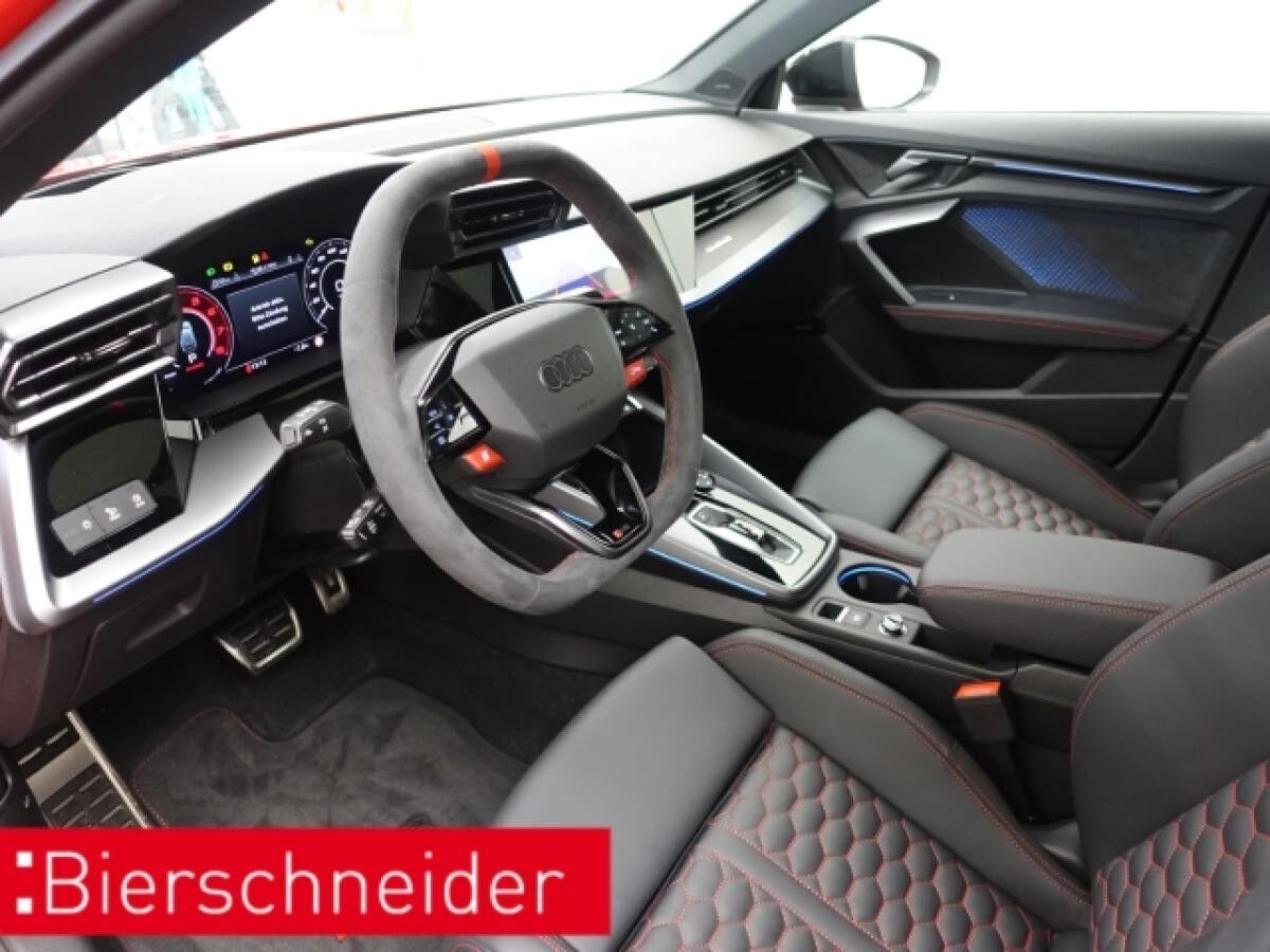 Audi RS3 Sportback GARANTIE EA8 PANO HEADUP B&O 280KMH ASSISTENZ MATRIX LEDER KEYLESS PDC+KAMERA