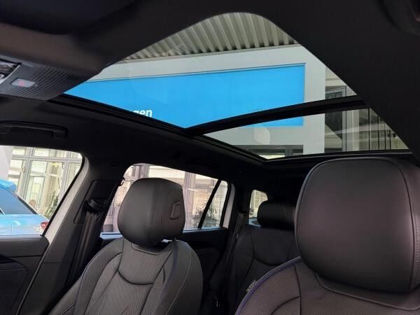 Volkswagen Tayron R-Line eHybrid SOFORT VERFÜGBAR!!!