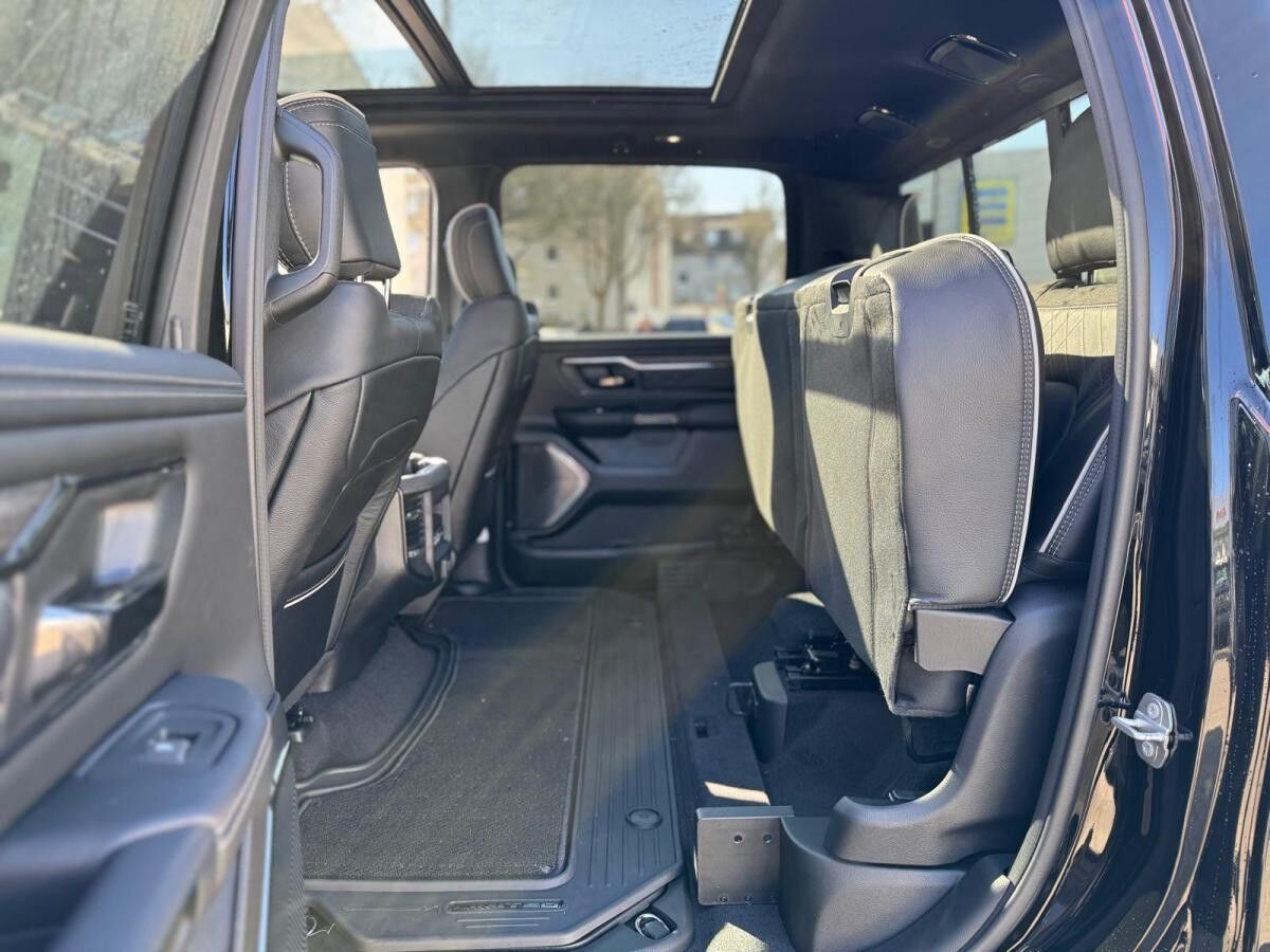 Dodge RAM 540 PS Power Limited Night Edition