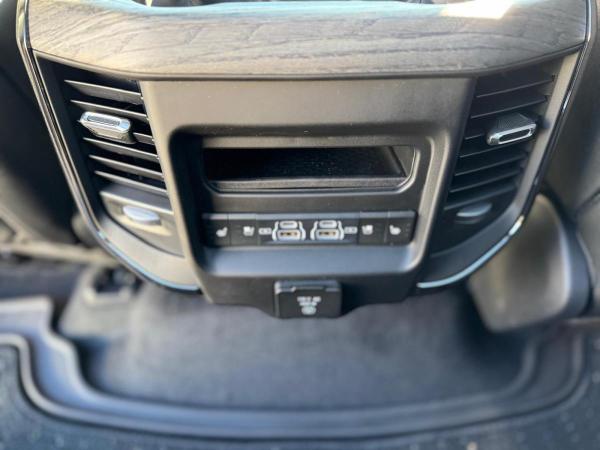 Dodge RAM Limited Night Vollausstattung SONDERAKTION