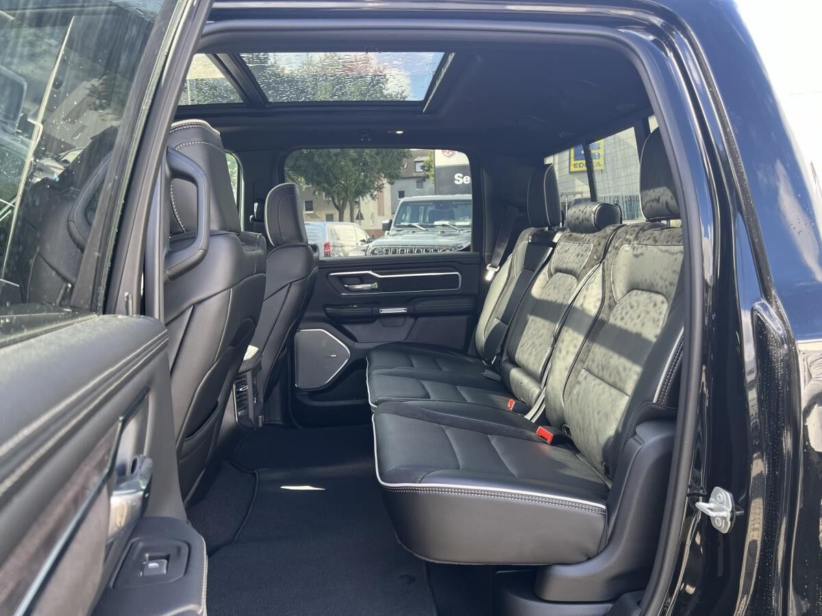 Dodge RAM Laramie Night Edition PREMIUM Sonderaktion