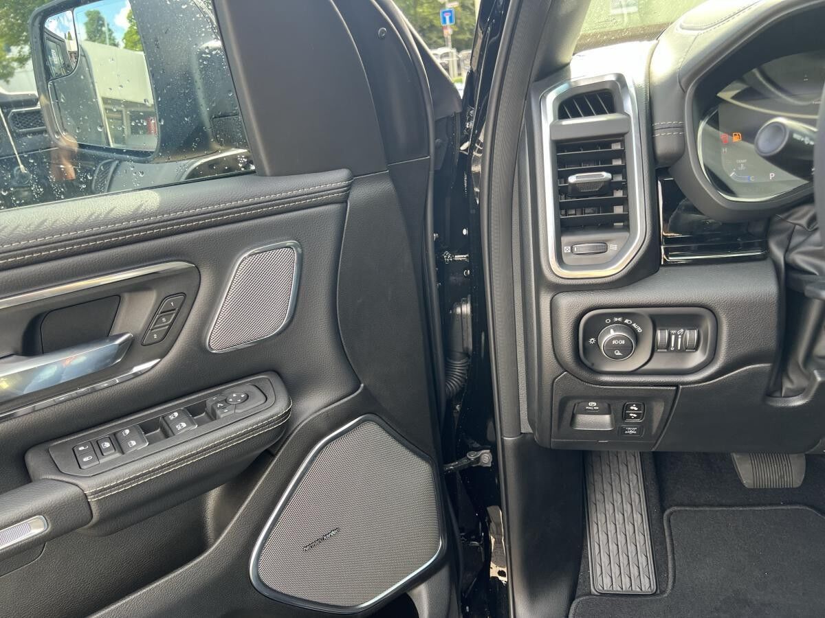 Dodge RAM Laramie Night Edition PREMIUM Sonderaktion