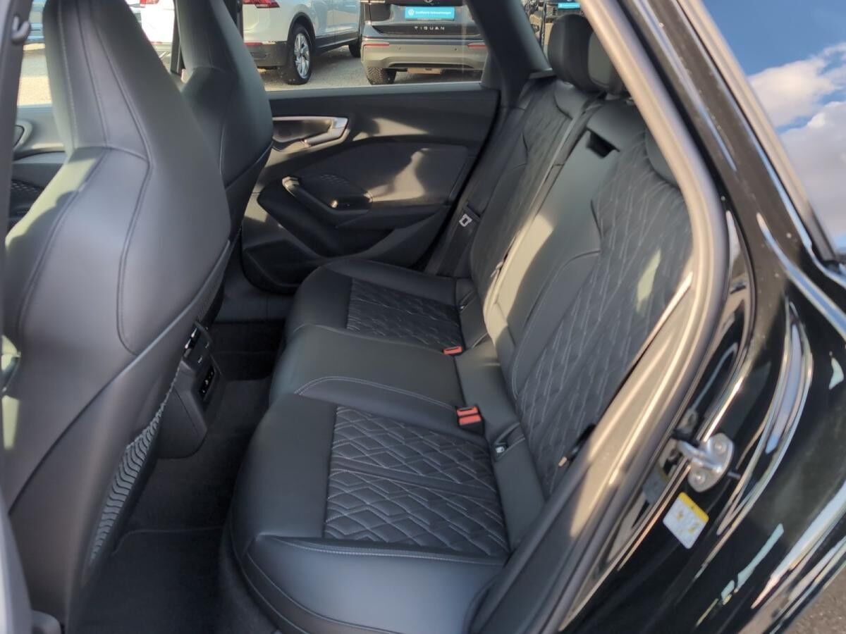 Audi S5 Avant TFSI S tronic Audi S5 Avant TFSI S tronic