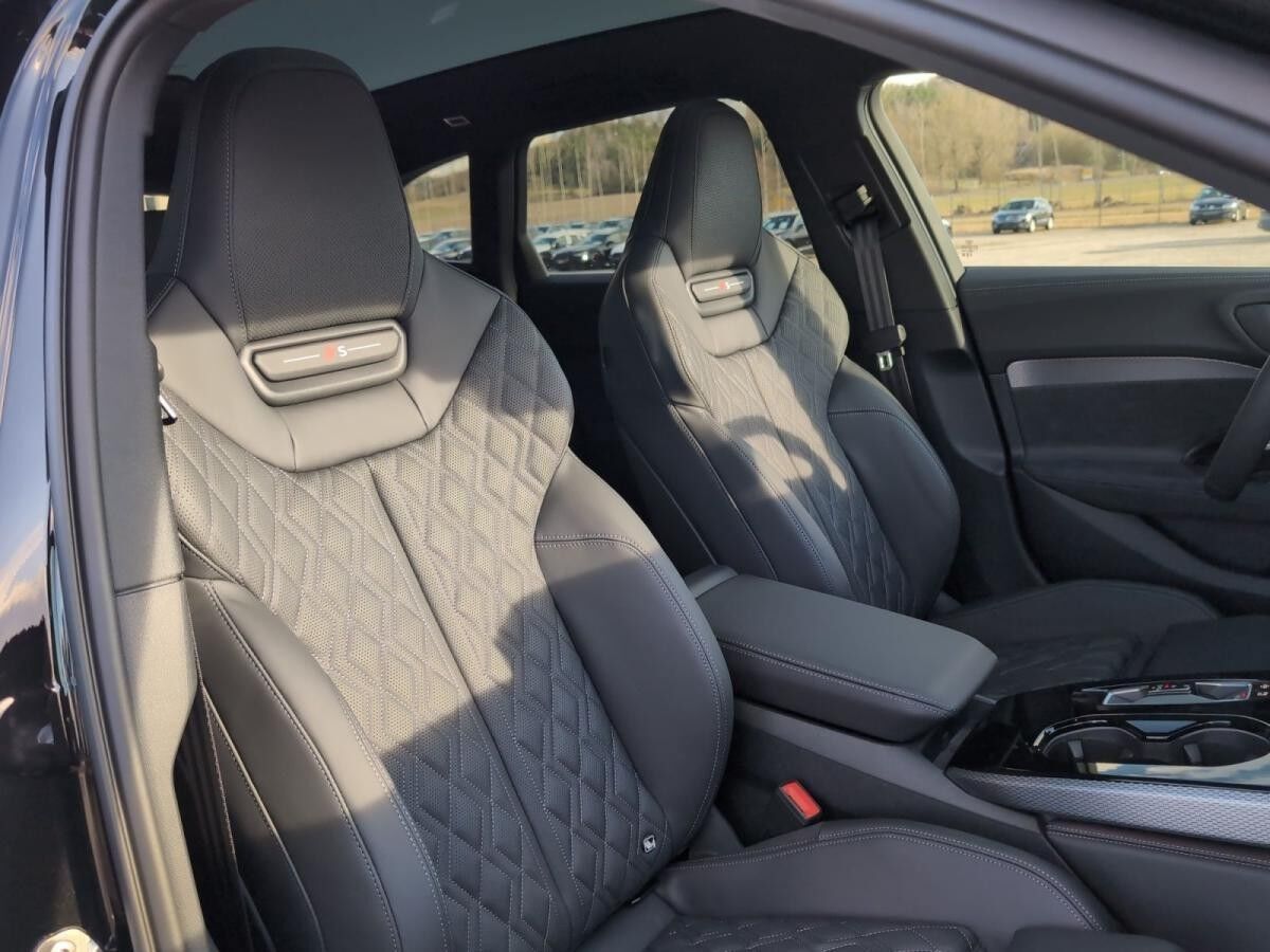 Audi S5 Avant TFSI S tronic Audi S5 Avant TFSI S tronic