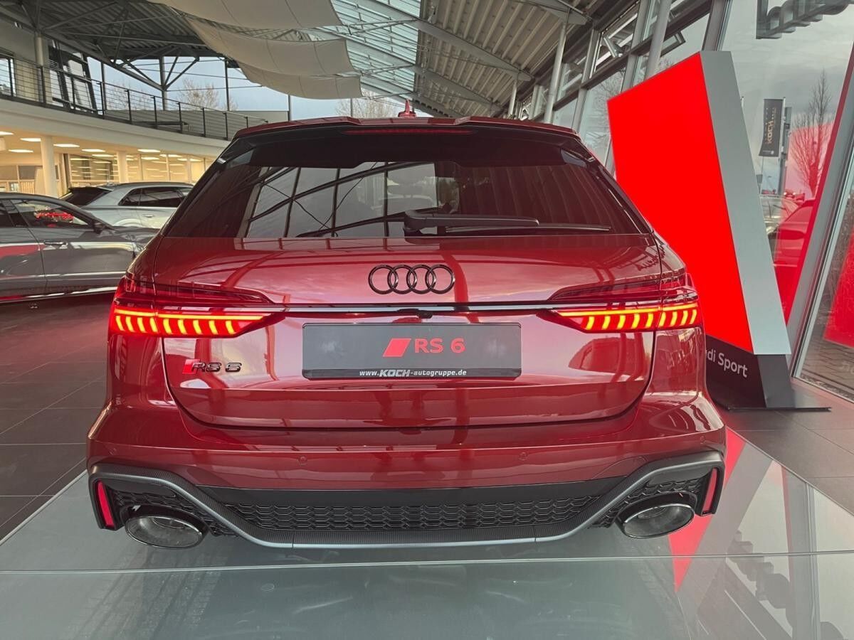 Audi RS6 RS 6 Avant performance tiptronic Audi RS6 RS 6 Avant performance tiptronic