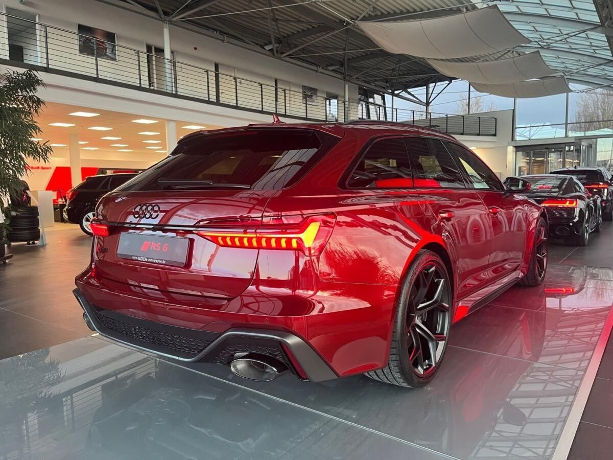 Audi RS6 RS 6 Avant performance tiptronic Audi RS6 RS 6 Avant performance tiptronic