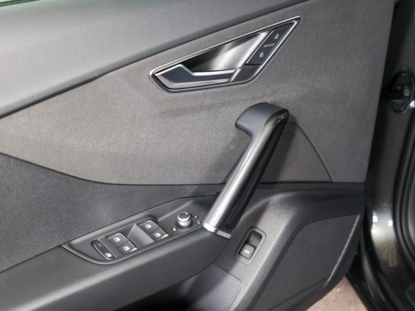 Audi Q2 S line 35 TFSI