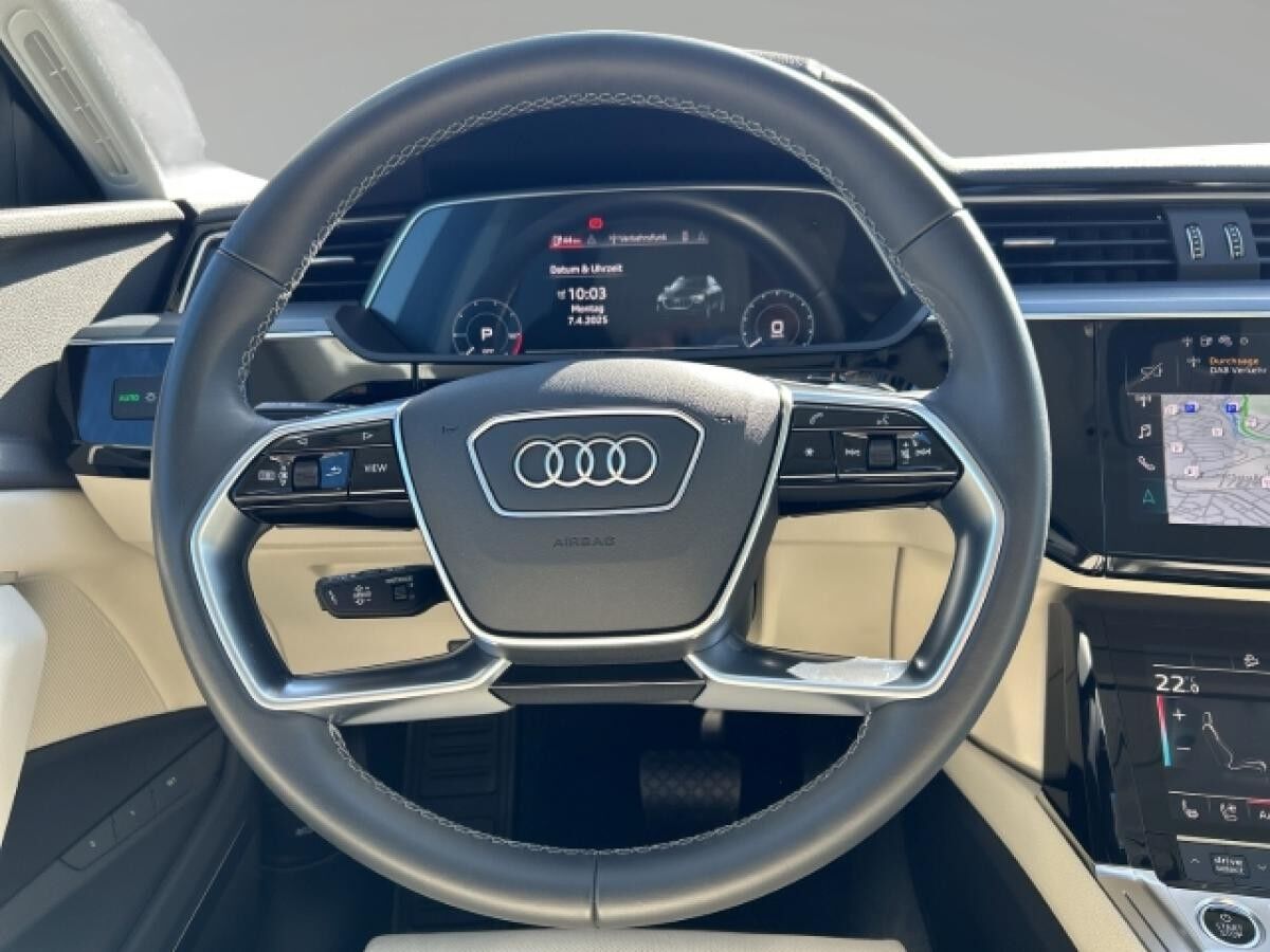 Audi Q8 Sportback 55 e-tron advanced qu Matrix B&O Navi Kamera