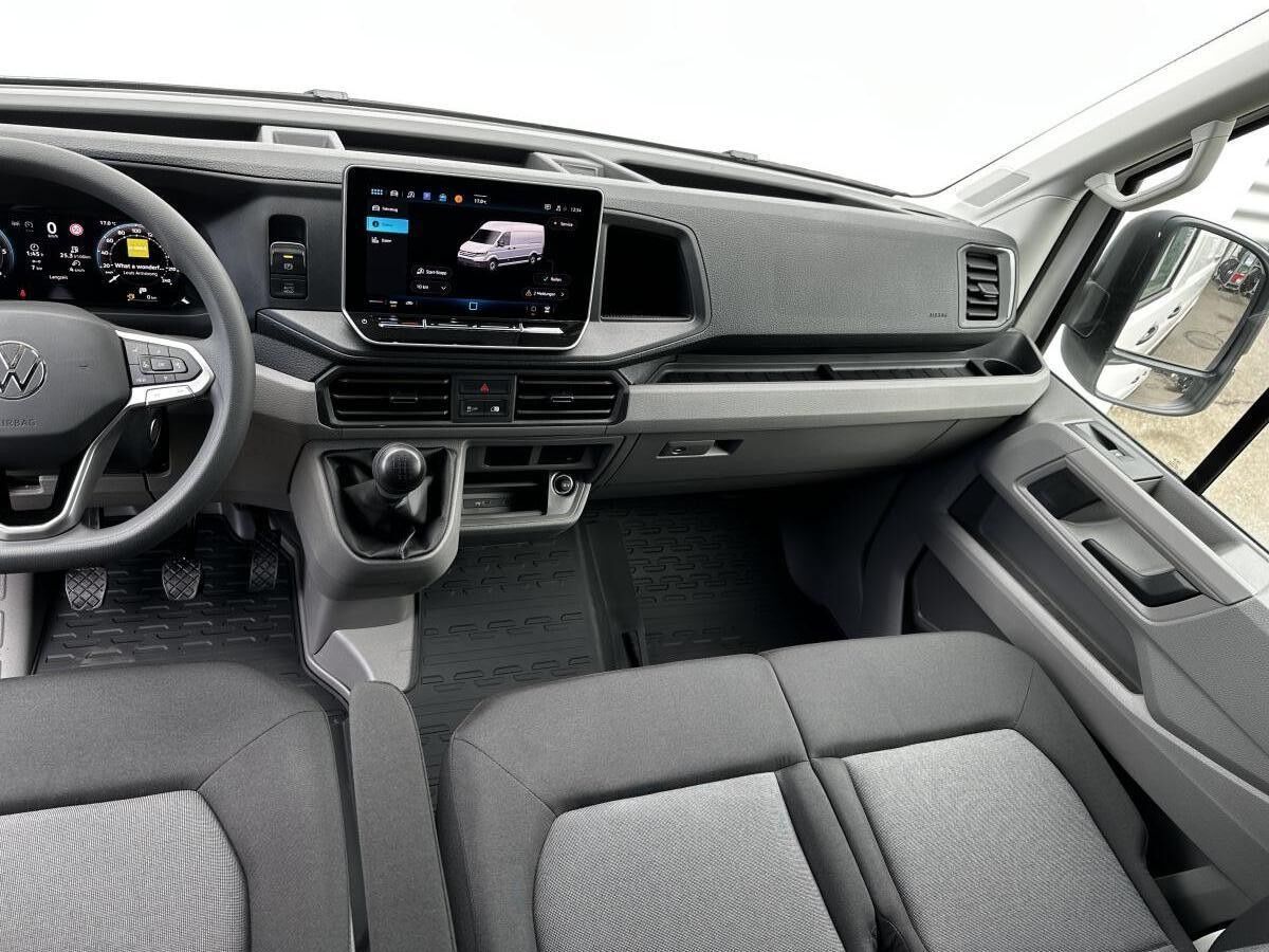 Volkswagen Crafter MJ 2025 Dig-Display inkl. Regalausbau