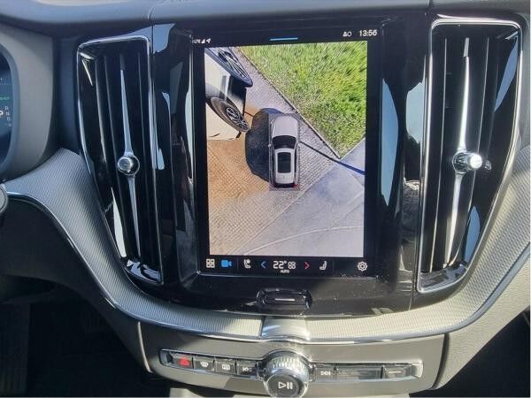 Volvo XC60 T8 PLUS DARK  DEAL