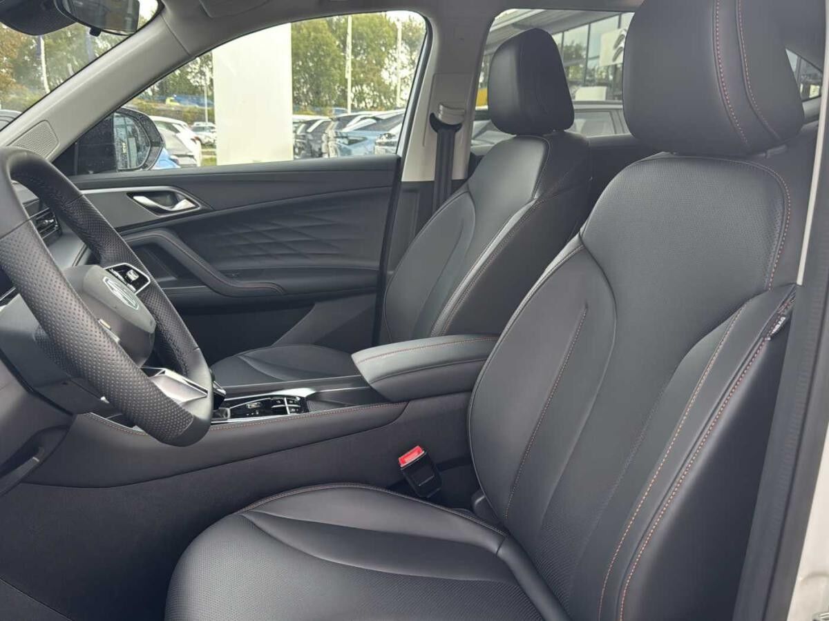 MG HS PHEV Luxury 360°+100km elekt.+Carplay