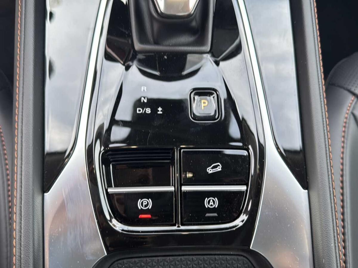 MG HS PHEV Luxury 360°+100km elekt.+Carplay