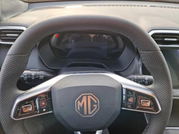 MG ZS HEV Lux *Leasingsonderaktion* inkl. Frachtkosten Weitere Farben verfügbar