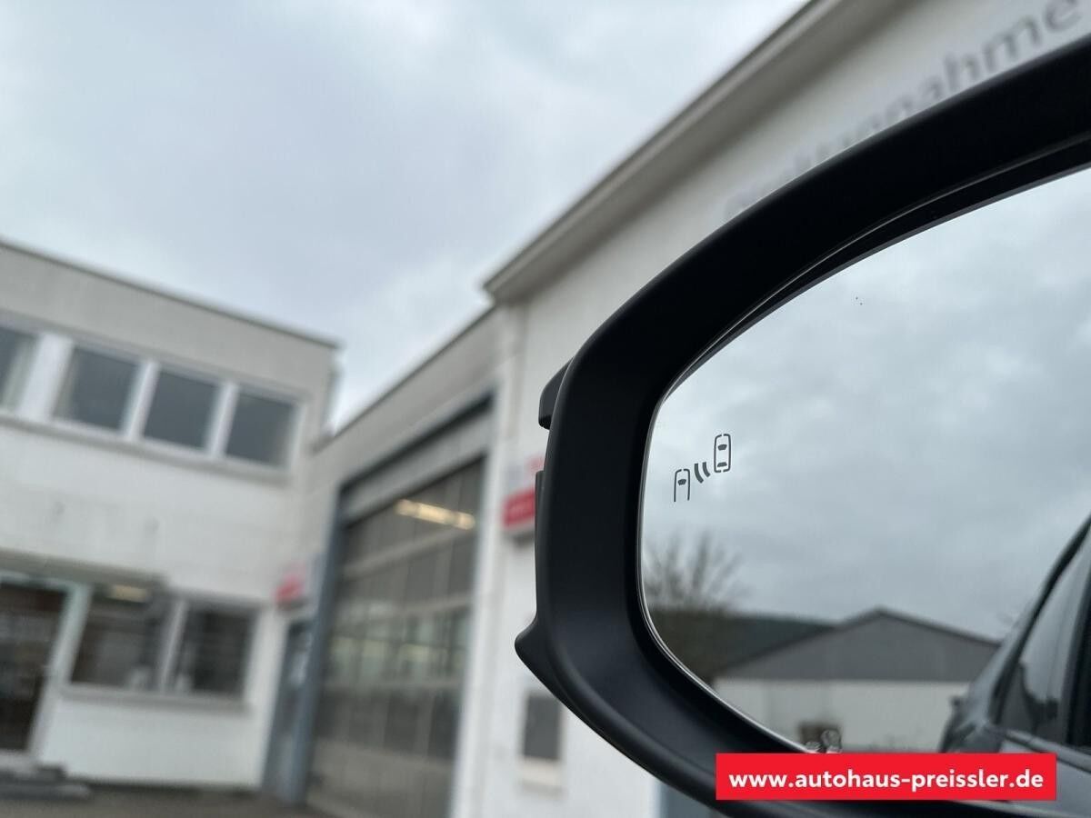 Toyota C-HR 2.0 Hybrid *Team Player + Technik-Paket*