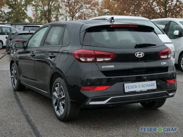 Hyundai i30 ADVANTAGE NAVI KAMERA LED SHZ LHZ CARPLAY