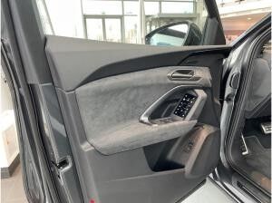 Audi SQ5 Matrix HuD B&O Pano Memory 360° 21" OLED Audi SQ5 Matrix HuD B&O Pano Memory 360° 21" OLED