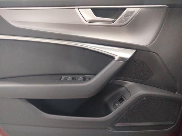 Audi A6 Avant 40 TDI quattro S tronic design S line MatrixLED B&O Panorama
