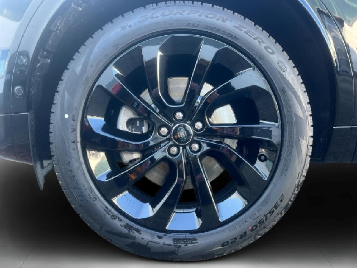 Land Rover Discovery Sport D200 Dynamic SE // Vorführwagen