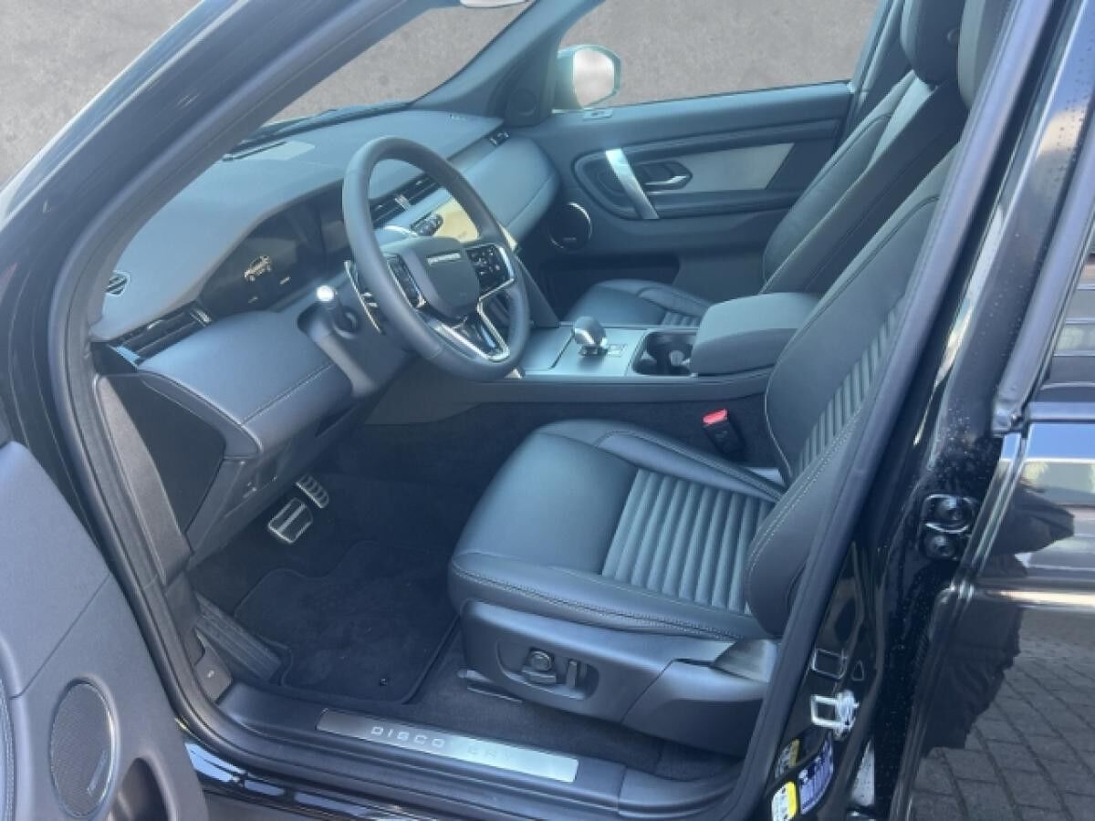 Land Rover Discovery Sport D200 Dynamic SE // Vorführwagen