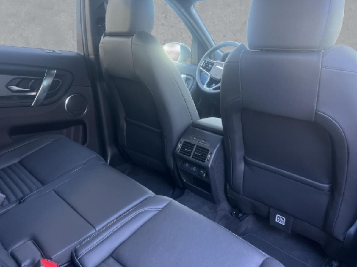 Land Rover Discovery Sport D200 Dynamic SE // Vorführwagen