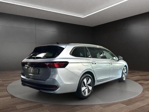Volkswagen Passat Variant Business 2.0 TDI*DSG*DCC*HuD*AHK